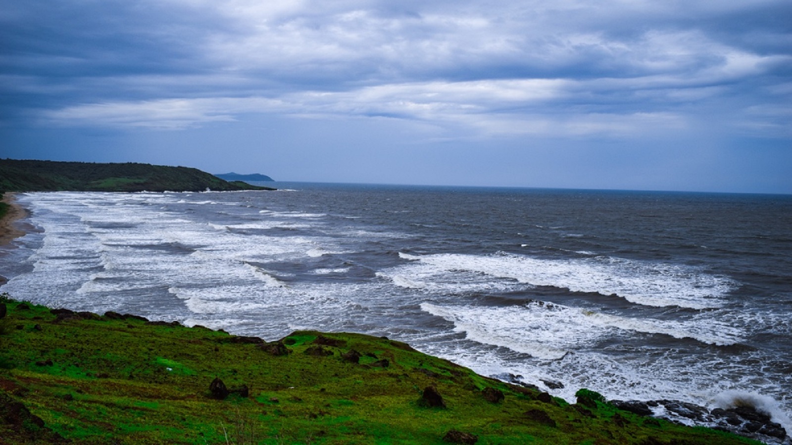 Beaches Near Pune You Must Explore | Zeezest